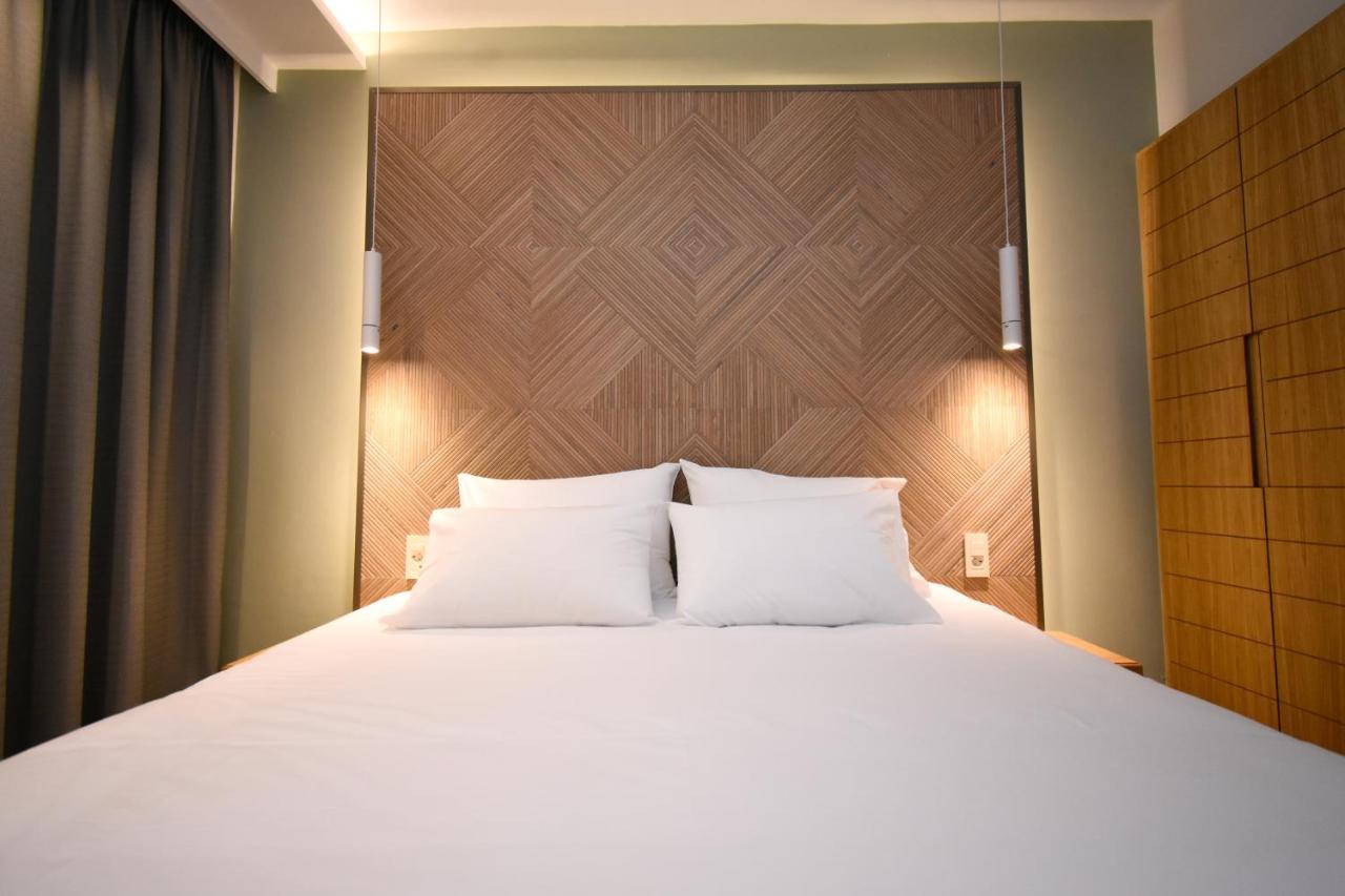 Elena Village Hotel & Suites Myrties Esterno foto