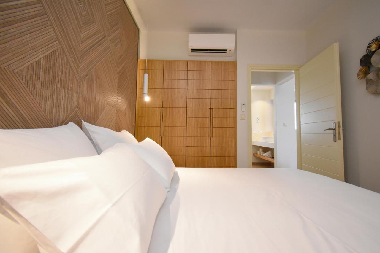 Elena Village Hotel & Suites Myrties Esterno foto