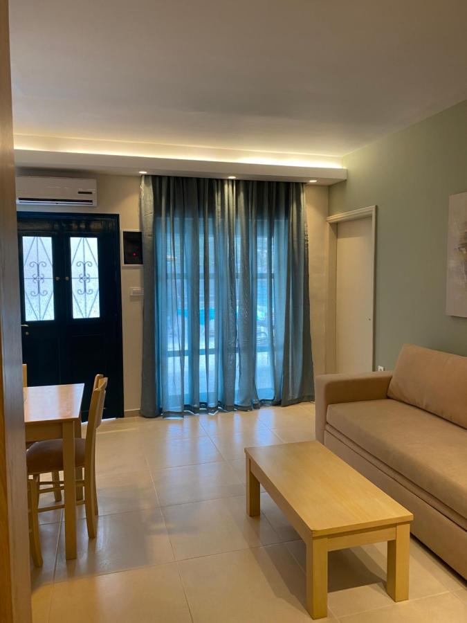 Elena Village Hotel & Suites Myrties Esterno foto