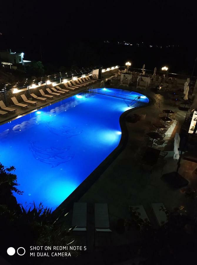 Elena Village Hotel & Suites Myrties Esterno foto