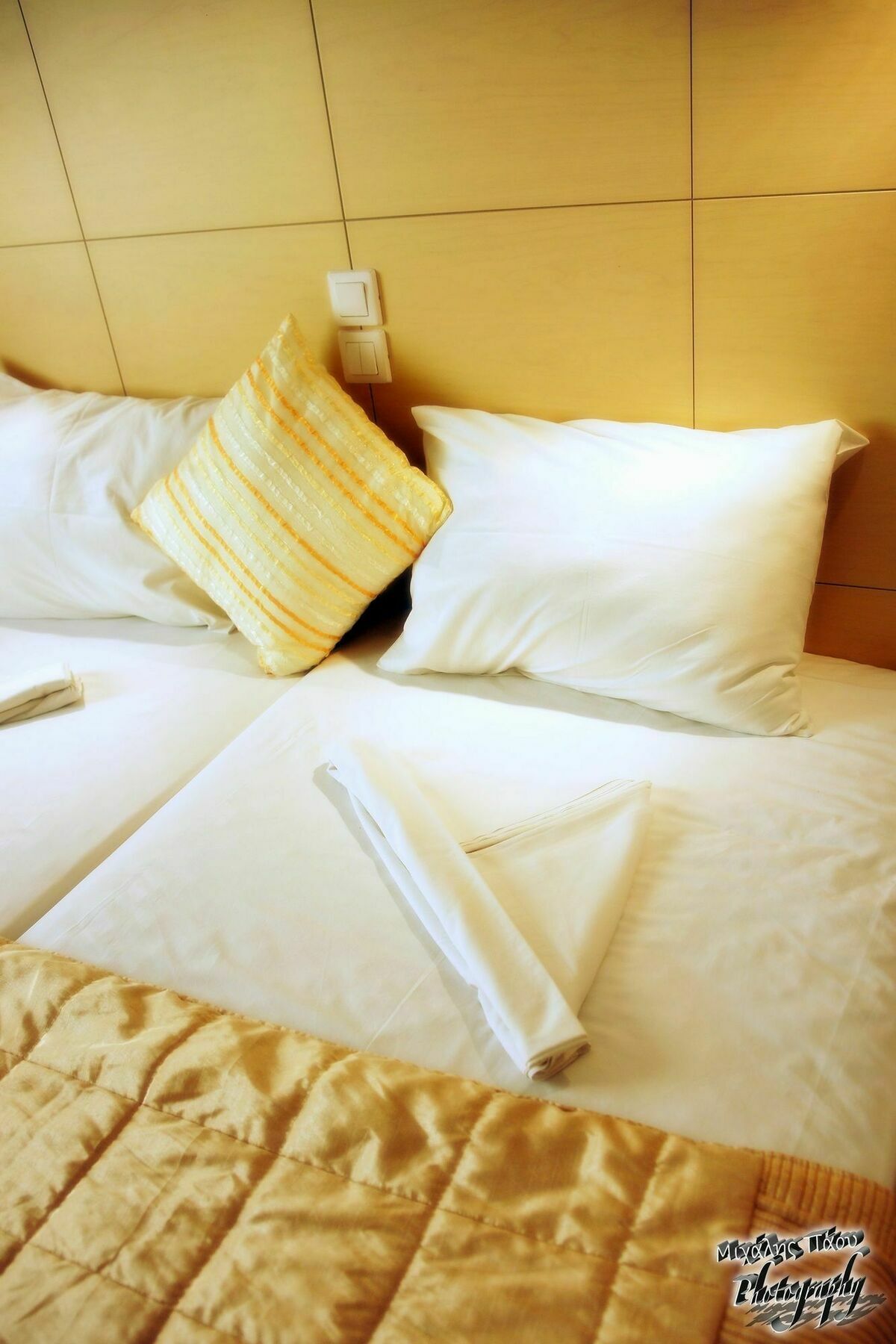 Elena Village Hotel & Suites Myrties Esterno foto